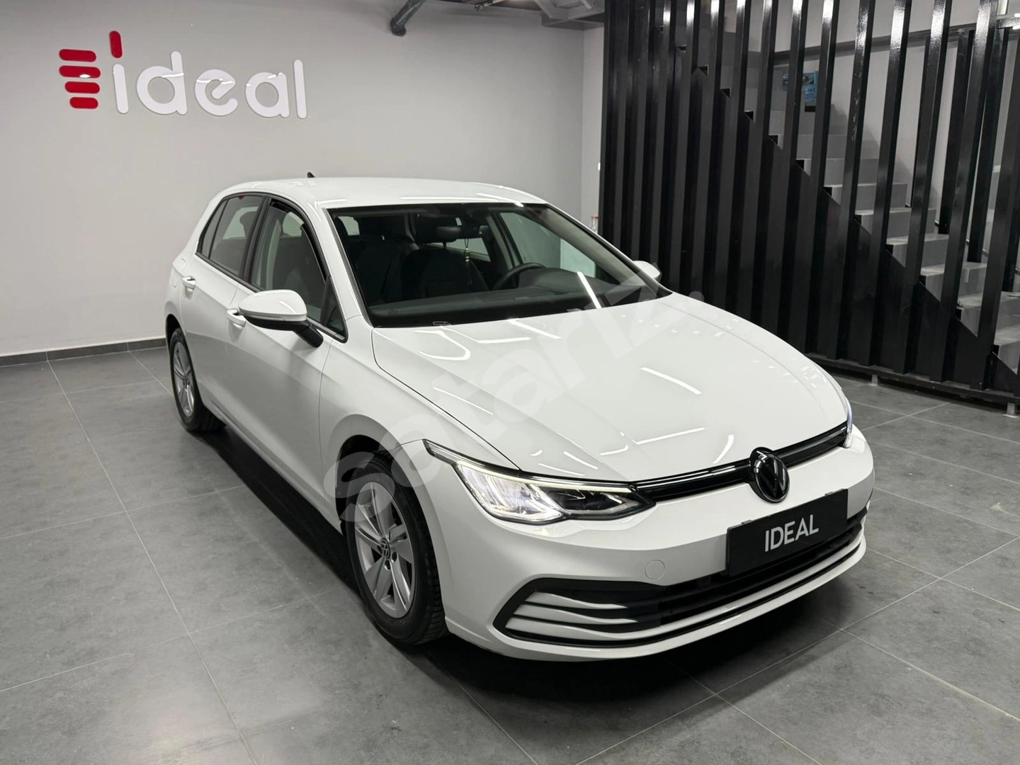 İdeal'den Volkswagen Golf 1.0 eTSI Life