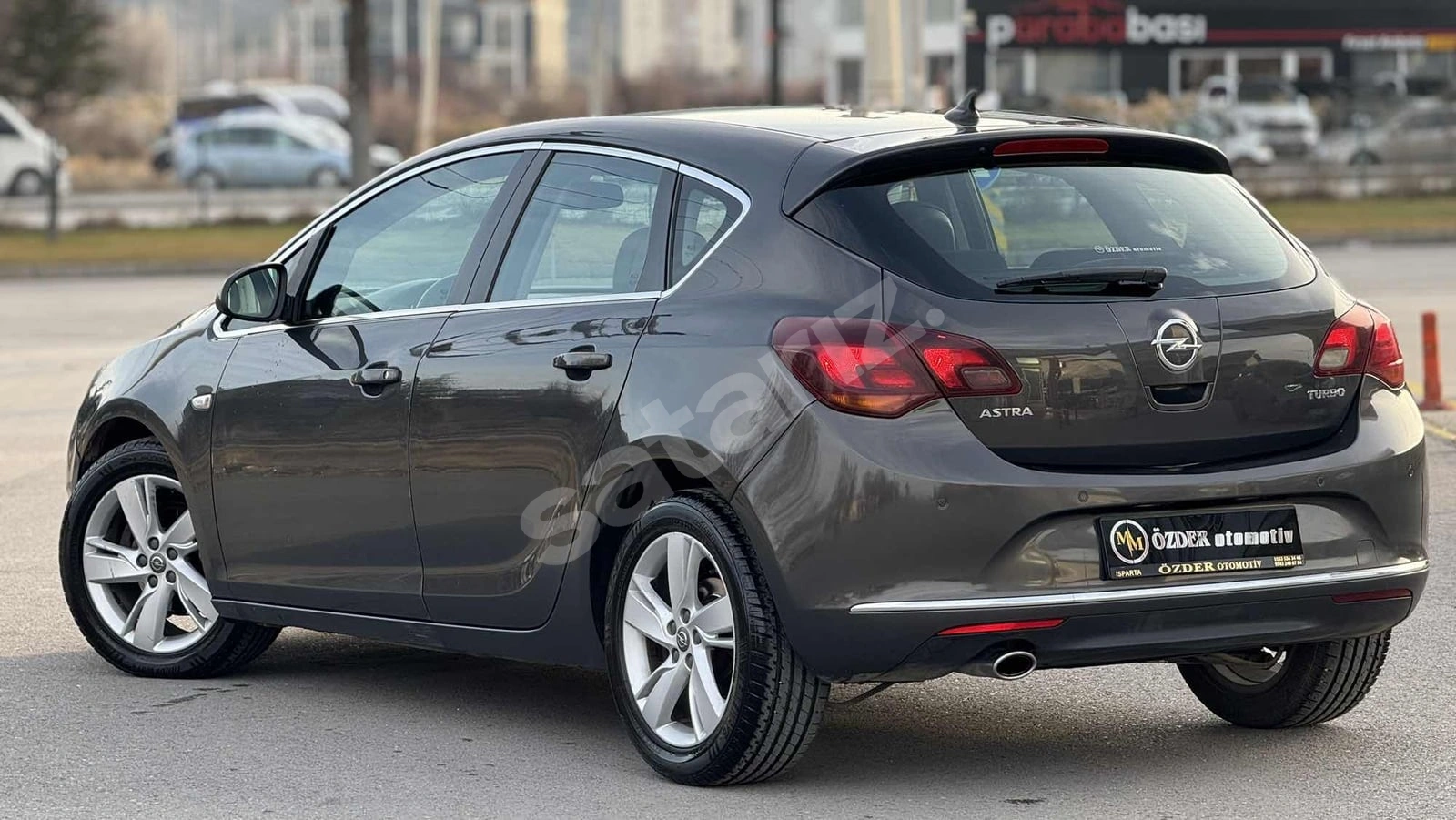 ÖZDER OTOMOTİV'den OPEL ASTRA 1.4 TURBO / SPORT