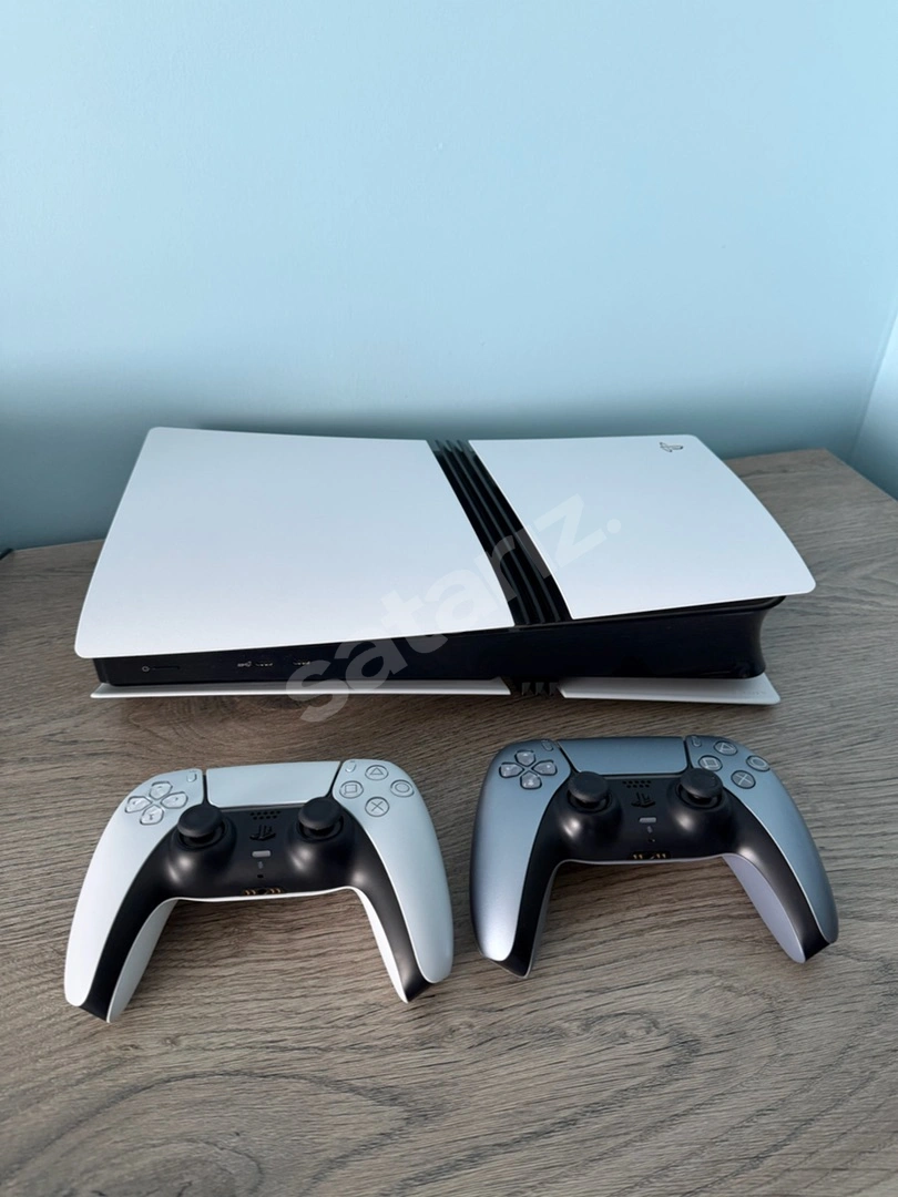 Playstation 5 Pro 2 TB Çift Kol İle Satılır