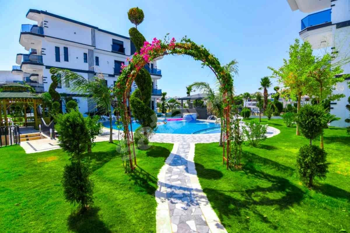 Denize Yürüme Mesafesinde, Havuzlu Site İçinde 3+1 Dubleks